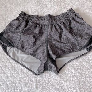 Lululemon Hottie Hot shorts